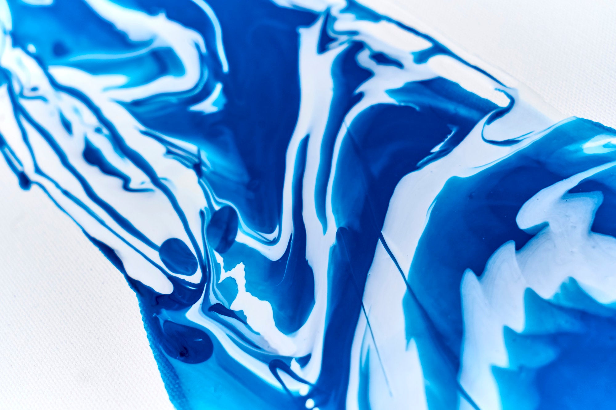 Liquitex Pouring Medium